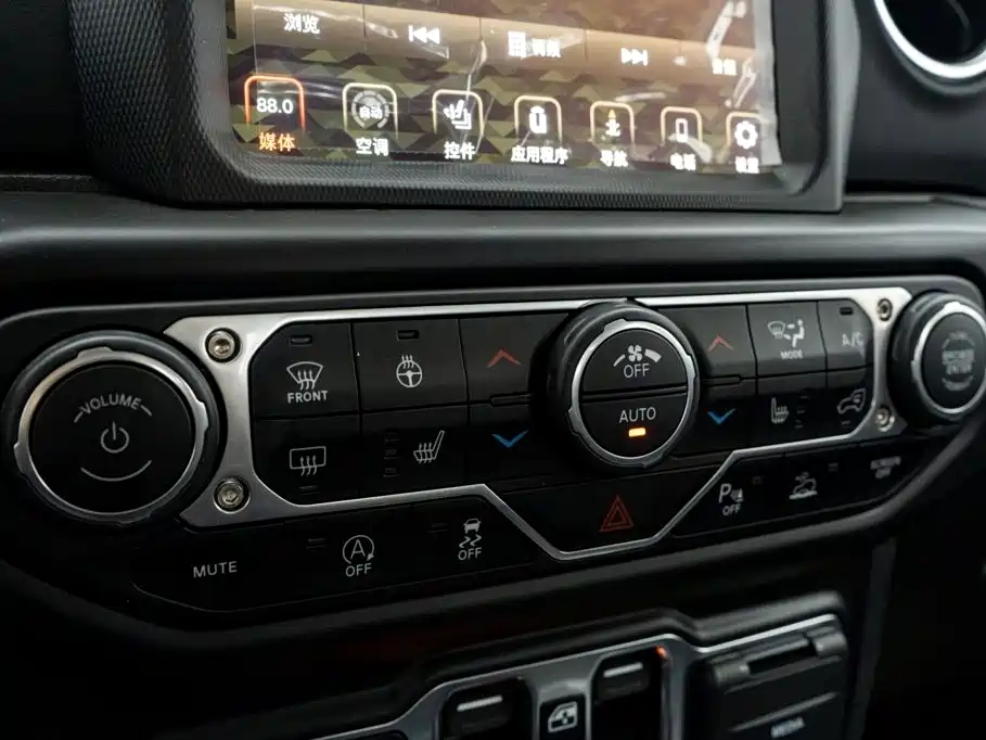 Jeep Gladiator — миниатюра 22