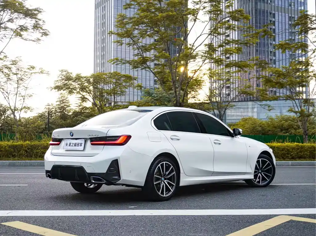 BMW 3 Series 3 2023 325Li M Sport