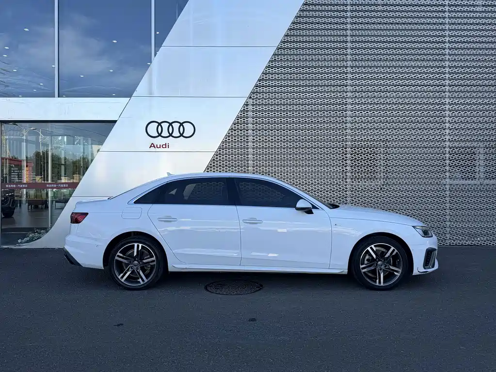 Audi A4L — миниатюра 3