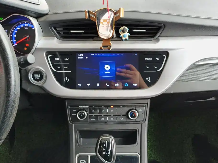 Geely Vision — миниатюра 13
