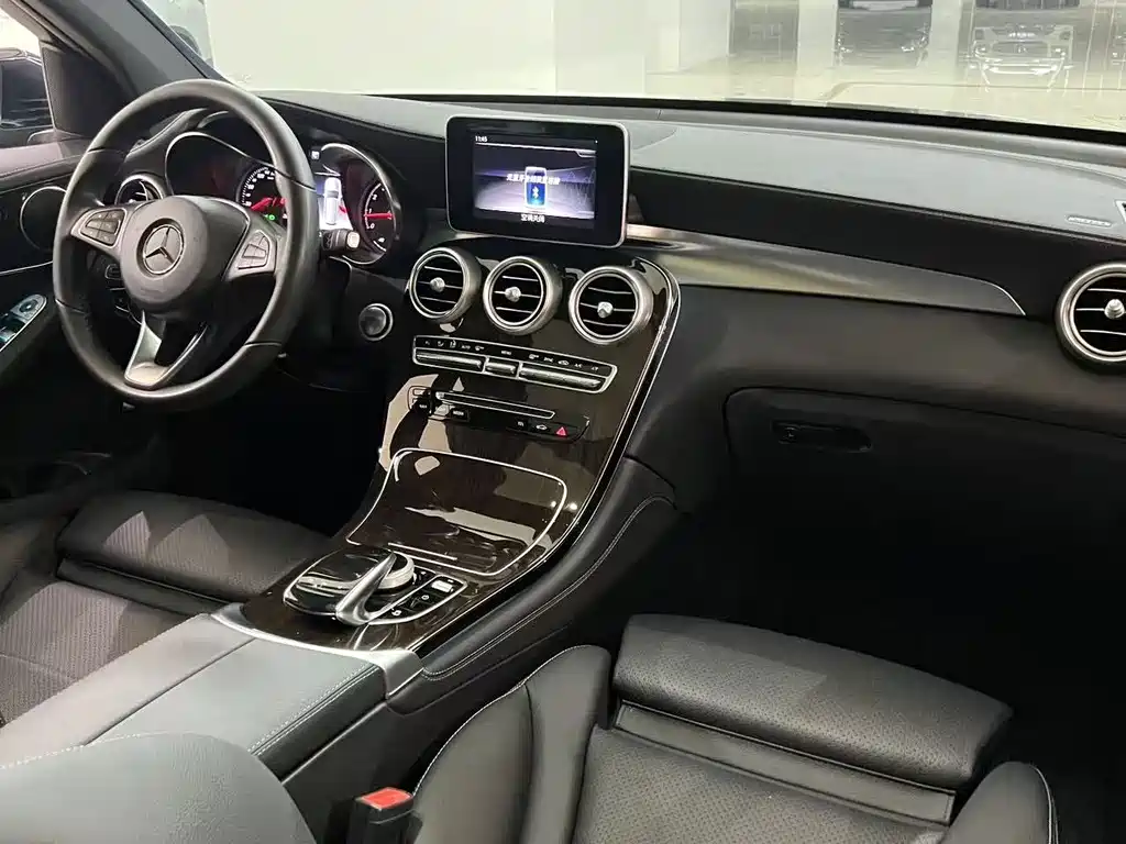 Mercedes-Benz GLC — миниатюра 6