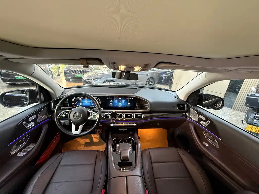 Mercedes-Benz GLE (Import) — миниатюра 13