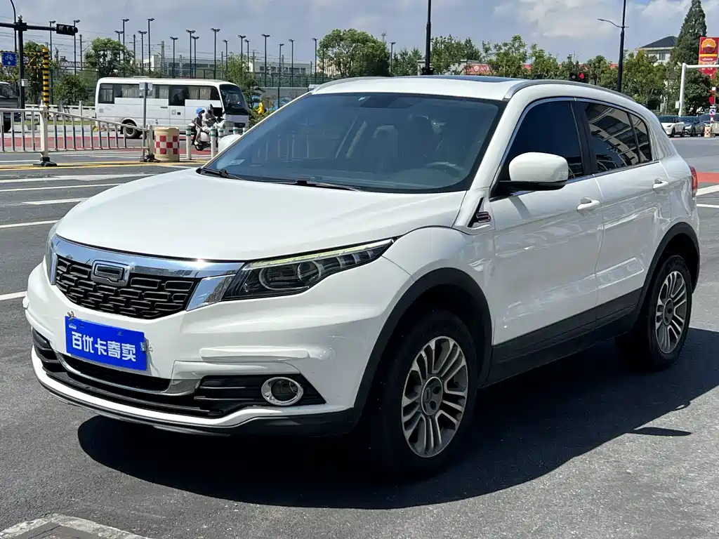 Qoros Qoros 5