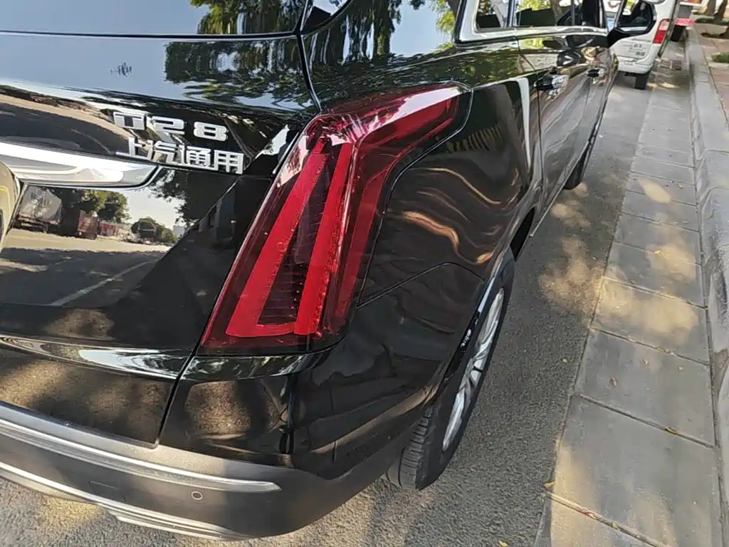 Cadillac XT5 — миниатюра 8