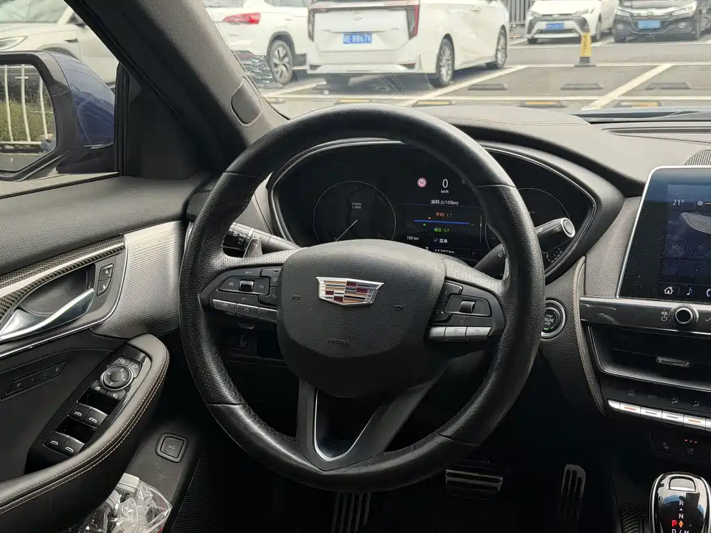 Cadillac CT5 — миниатюра 15