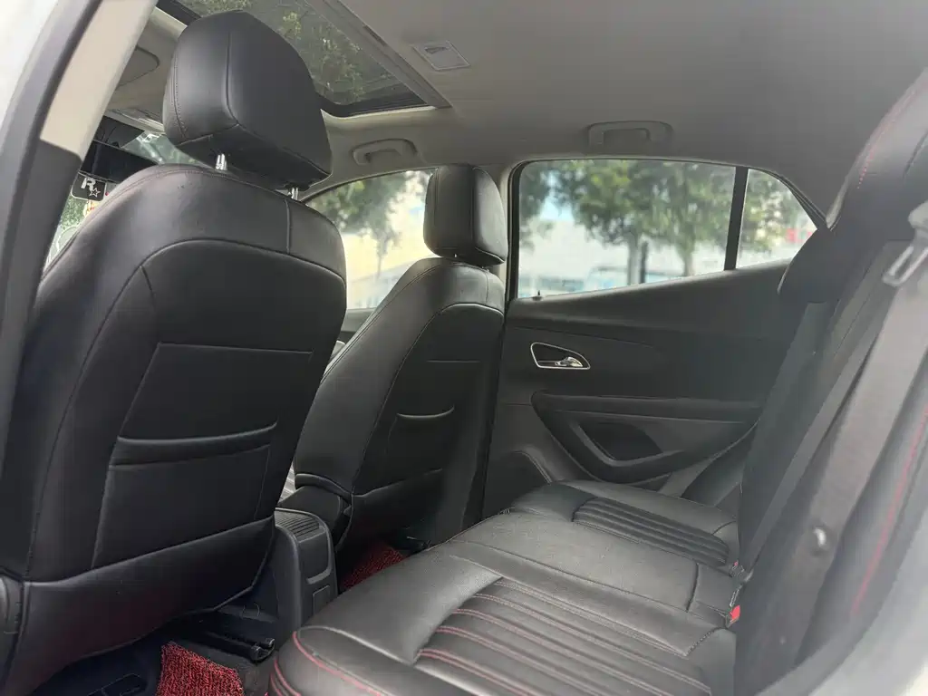 Buick Encore — миниатюра 8