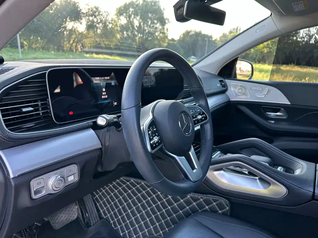 Mercedes-Benz GLE Coupe — миниатюра 14