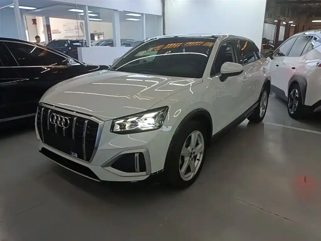 Audi Q2L 2022