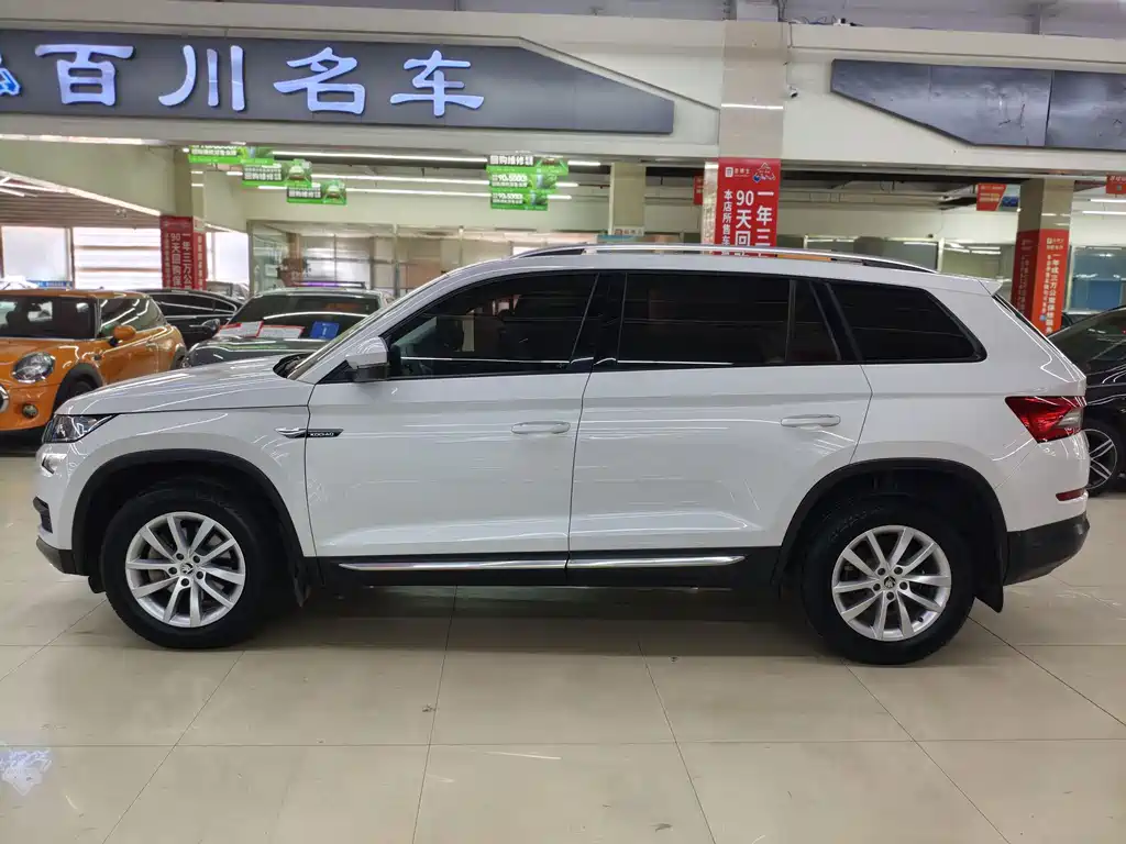 Skoda Kodiaq TSI330 5 seats 2WD Comfort Edition, фото 4