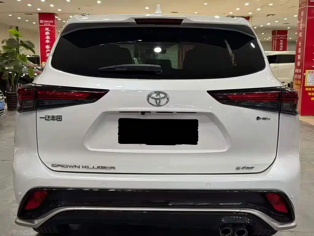 Toyota Crown Kluger 2026 2.5L HEV Luxury