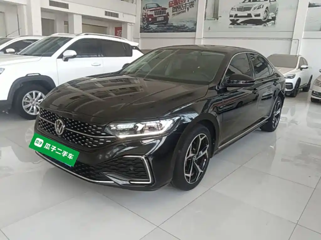 帕萨特 2024款 380TSI 星空精英版 2024
