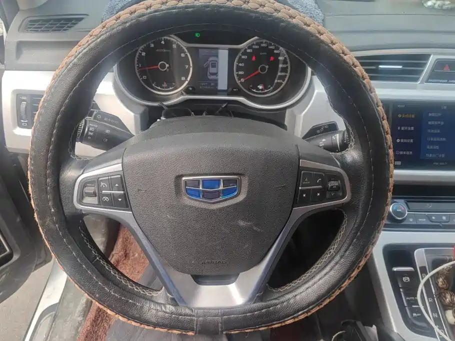 Geely Boyue — миниатюра 15