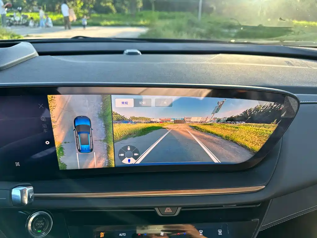 Buick Envision Plus — миниатюра 24