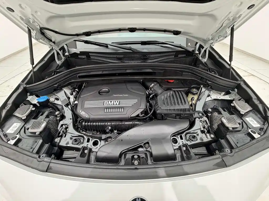 BMW X2 — миниатюра 10