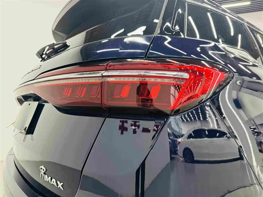 BYD MAX — миниатюра 21
