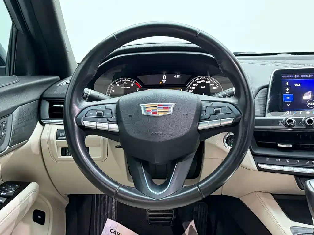 Cadillac CT4 — миниатюра 12