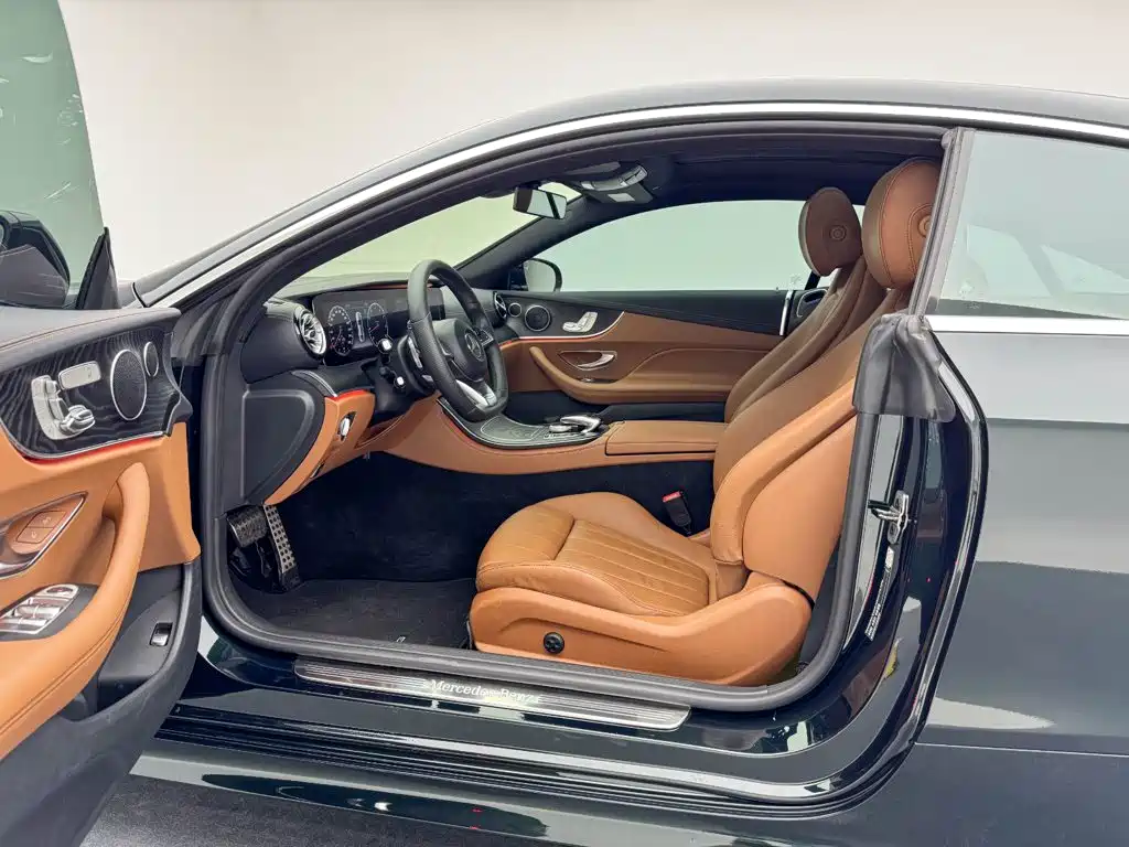 Mercedes-Benz E-Class (Import) — миниатюра 14