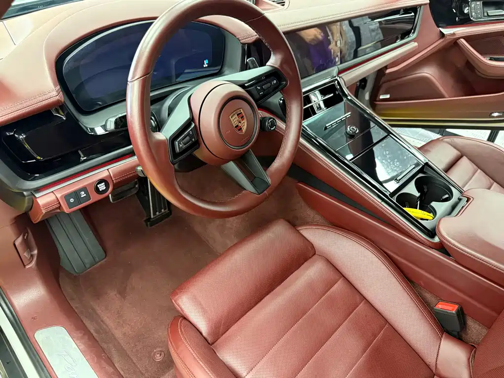Porsche Panamera — миниатюра 4