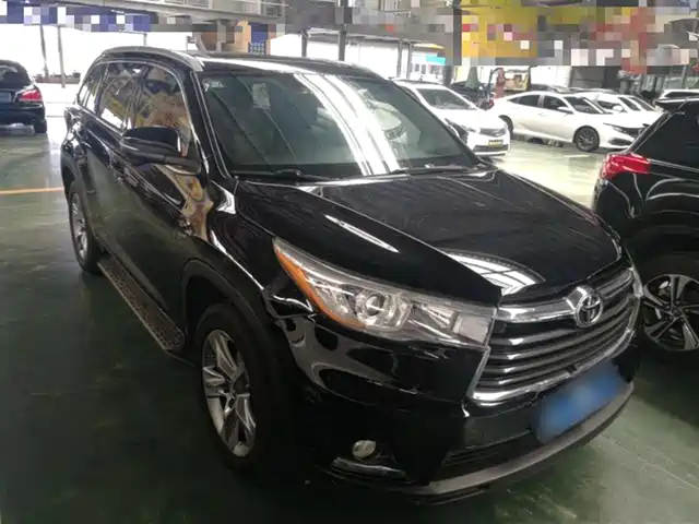 TOYOTA HIGHLANDER 2016