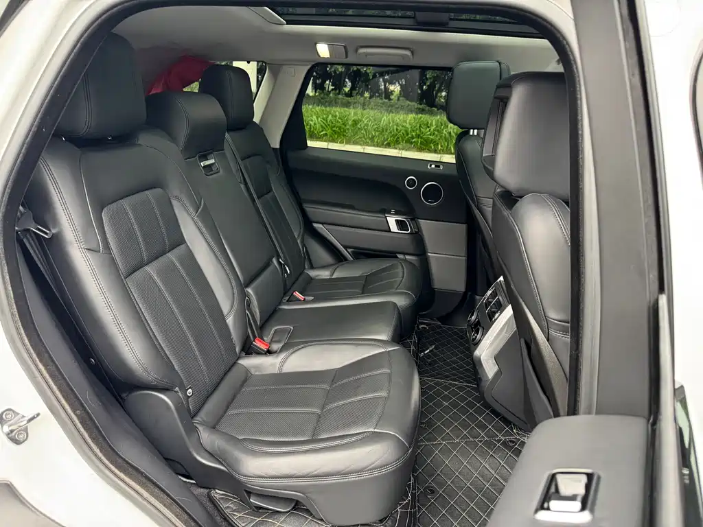 Land Rover Sport — миниатюра 12