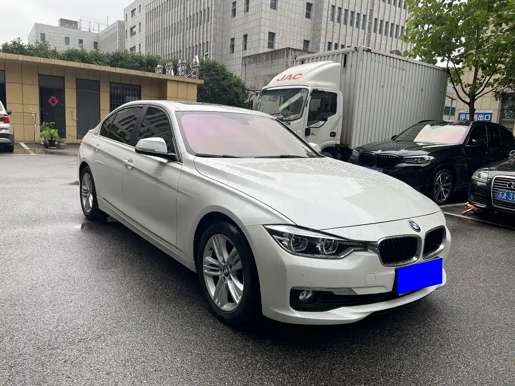 BMW 3 Series — миниатюра 3