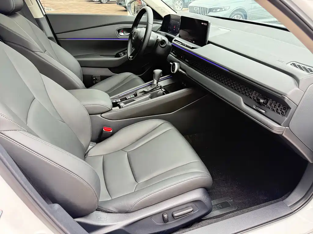 Honda Accord 2025 Sport 260TURBO Luxury