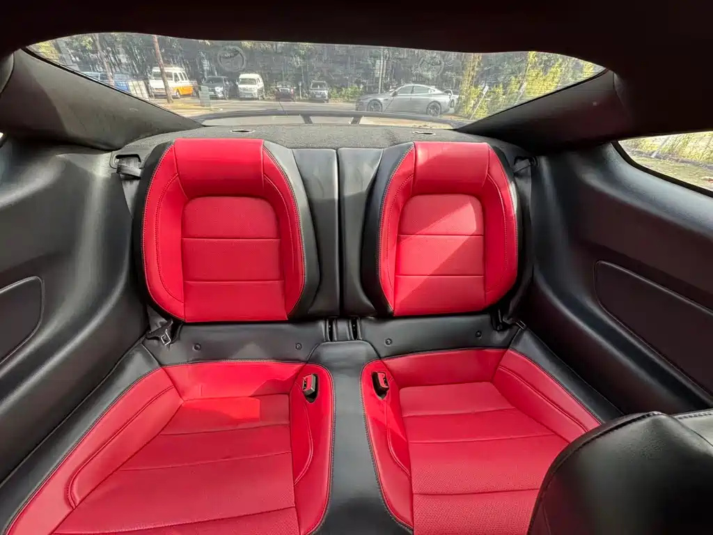 Ford Mustang 2020 2.3L EcoBoost