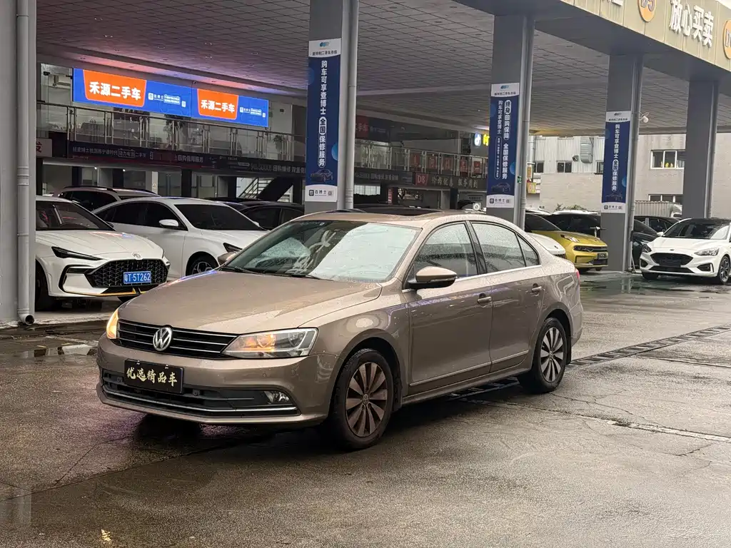 Volkswagen Sagitar