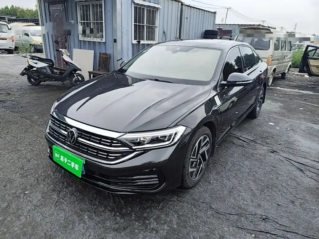 速腾 2025款 300TSI DSG超越版 2024
