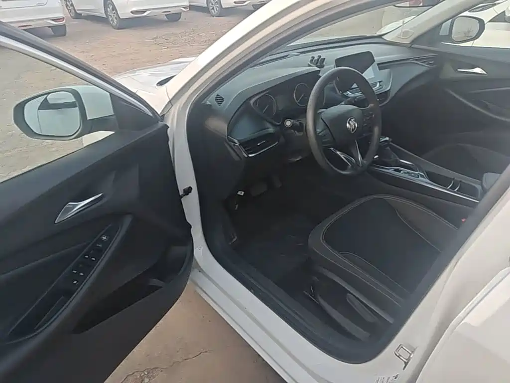 Buick Verano — миниатюра 16