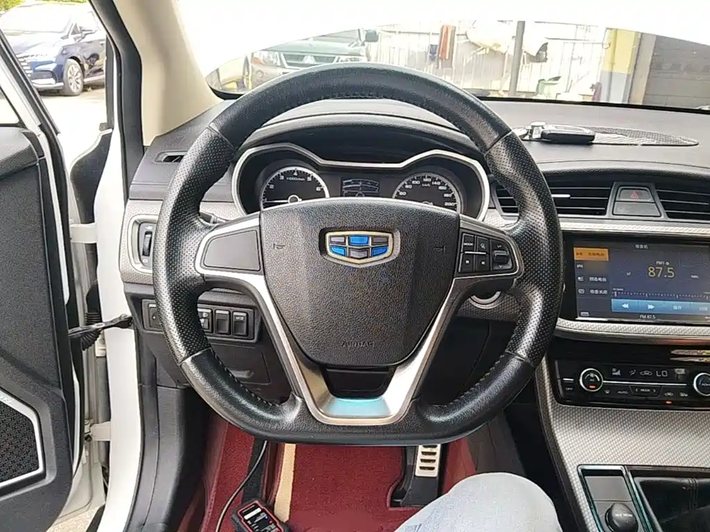 Geely Emgrand GS — миниатюра 11