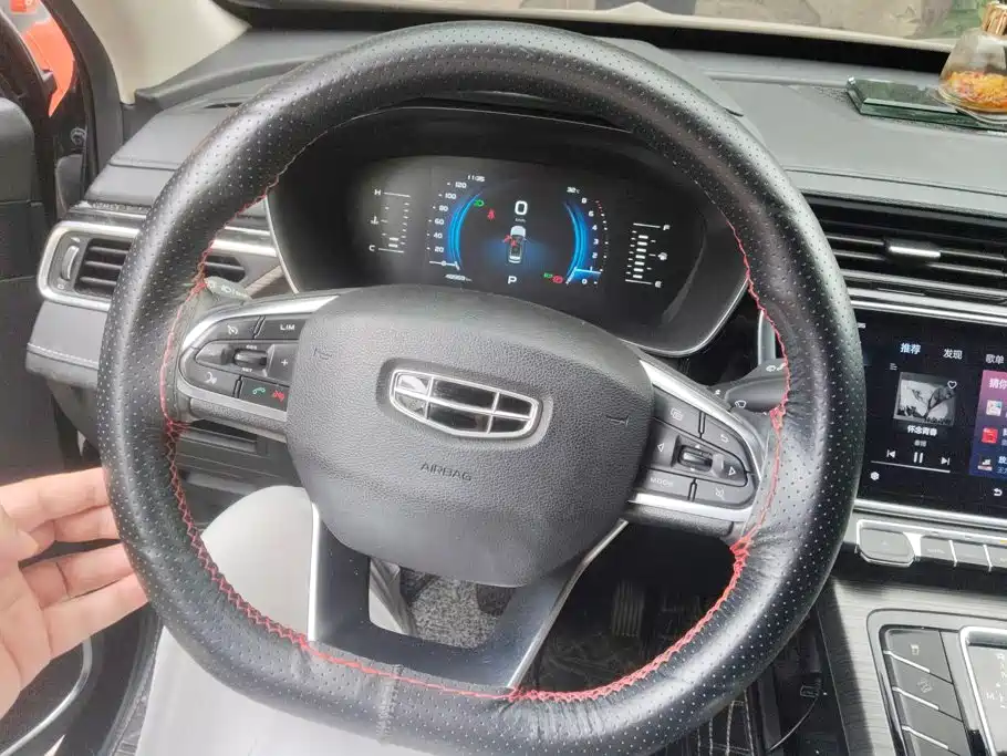 Geely Boyue — миниатюра 15