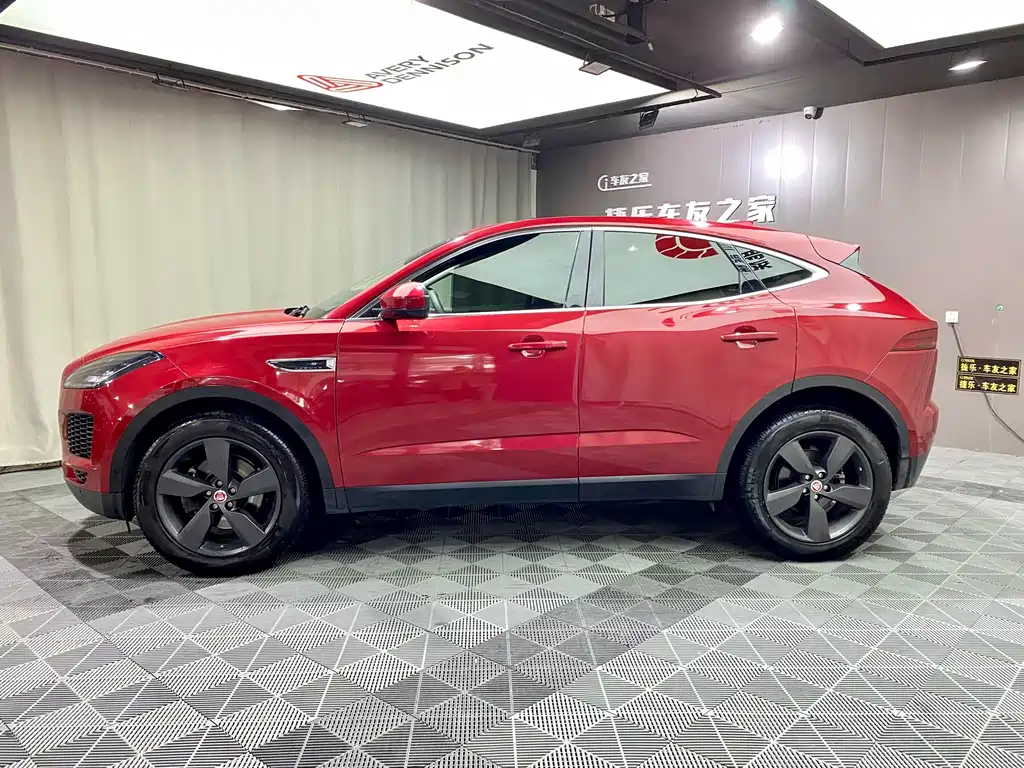Jaguar E-Pace 2018 P200 S V
