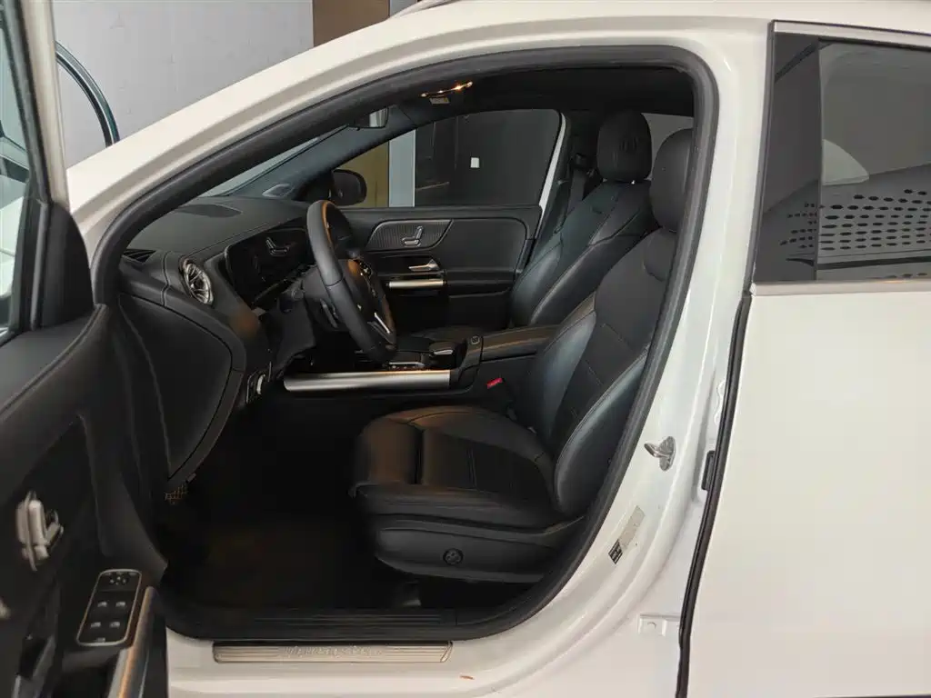 Mercedes-Benz GLA 2023 GLA 220