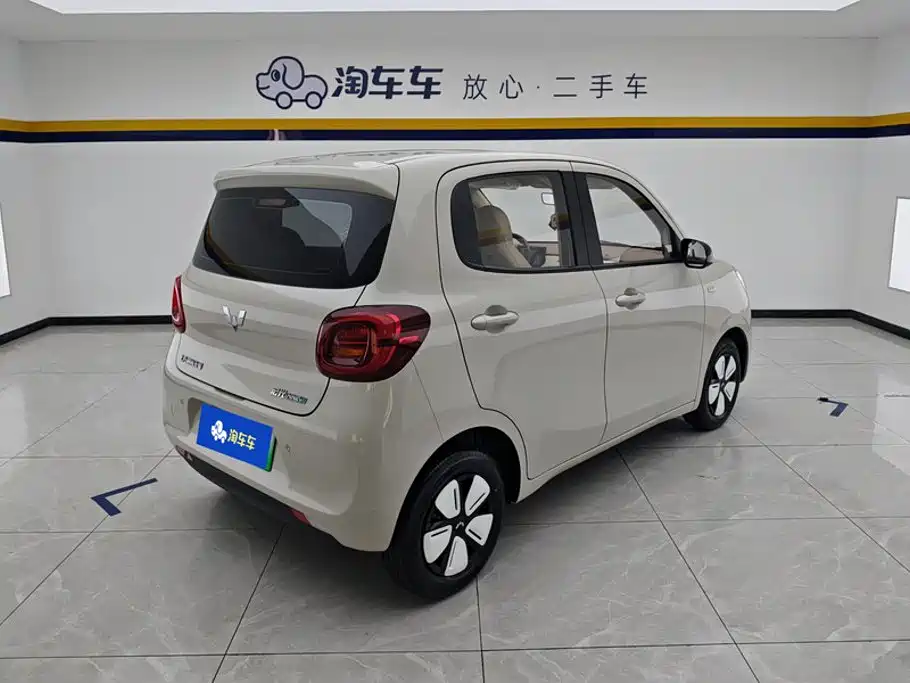 Wuling MINIEV — миниатюра 3