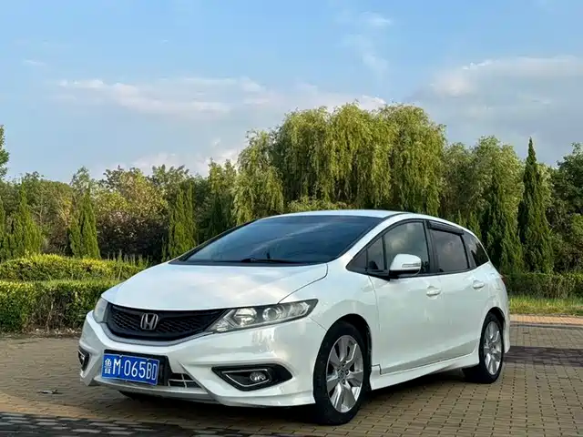 Honda Jade