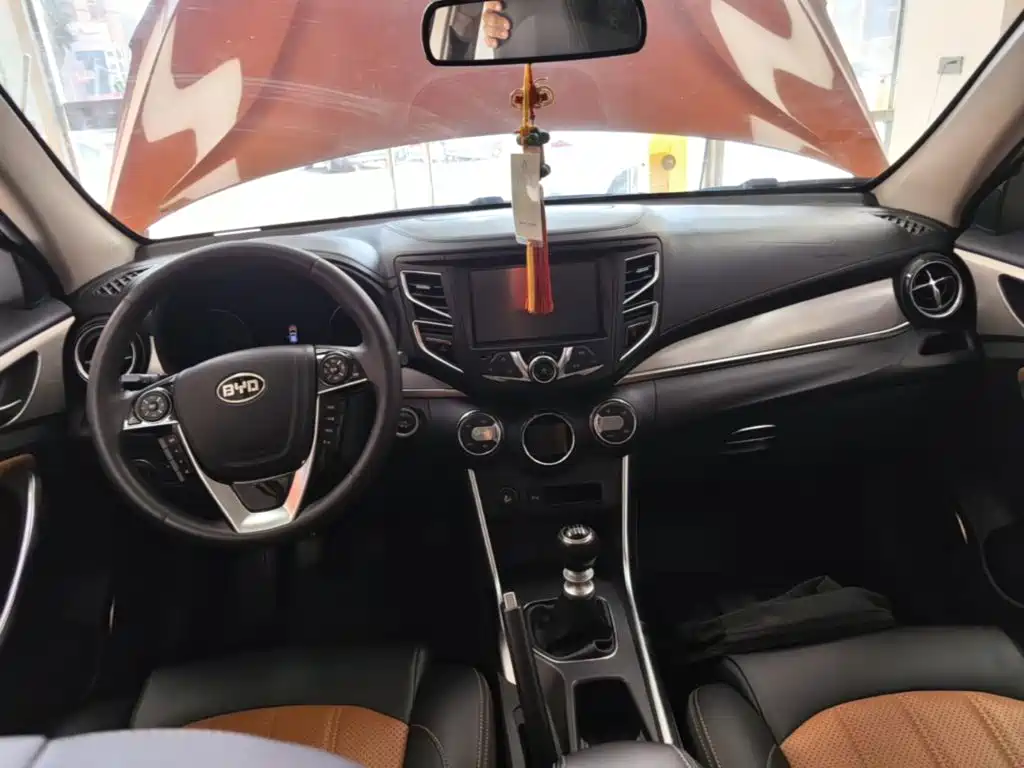 BYD Song — миниатюра 10