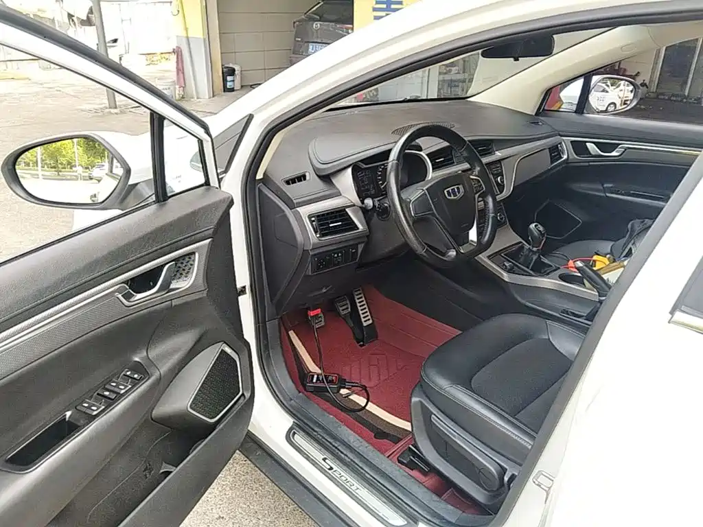 Geely Emgrand GS — миниатюра 16