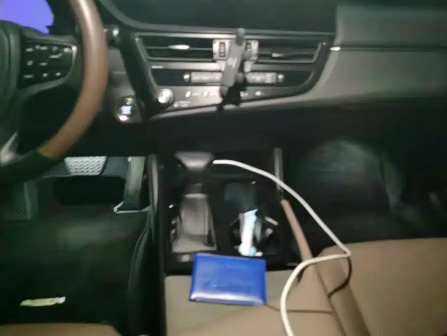 Lexus ES — миниатюра 16