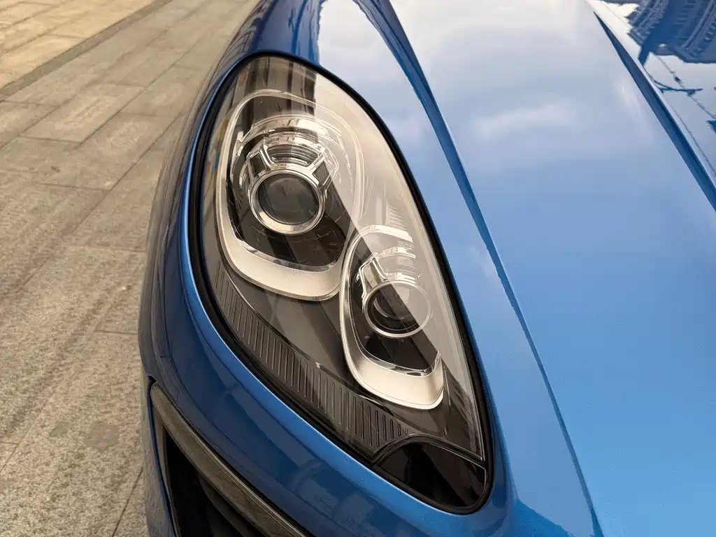 Porsche Macan — миниатюра 12