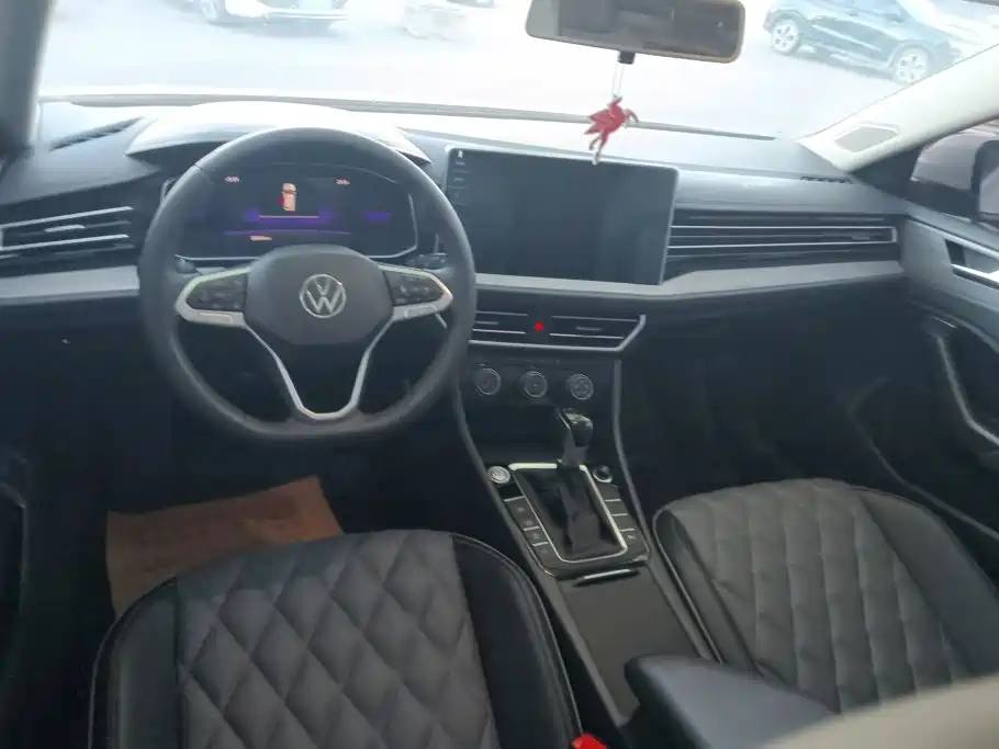 Volkswagen Sagitar — миниатюра 12