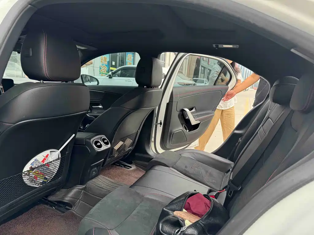 Mercedes-Benz A-Class — миниатюра 4