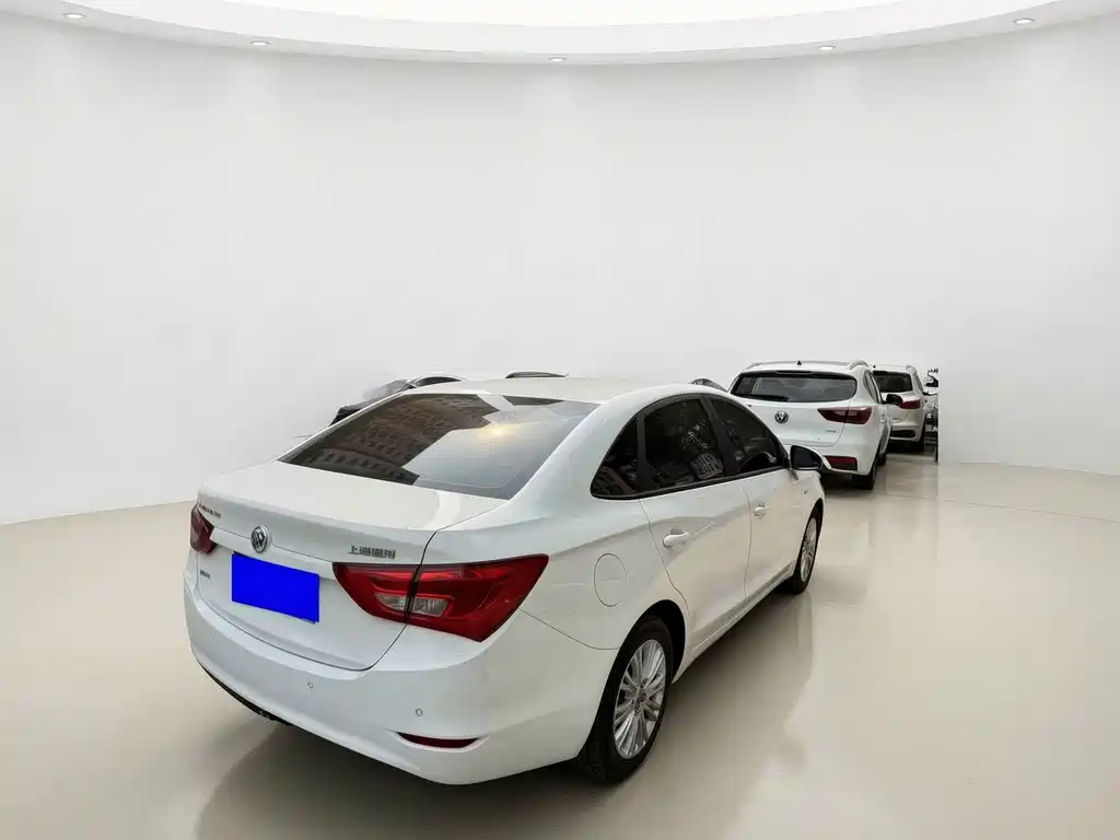 Buick Excelle — миниатюра 4