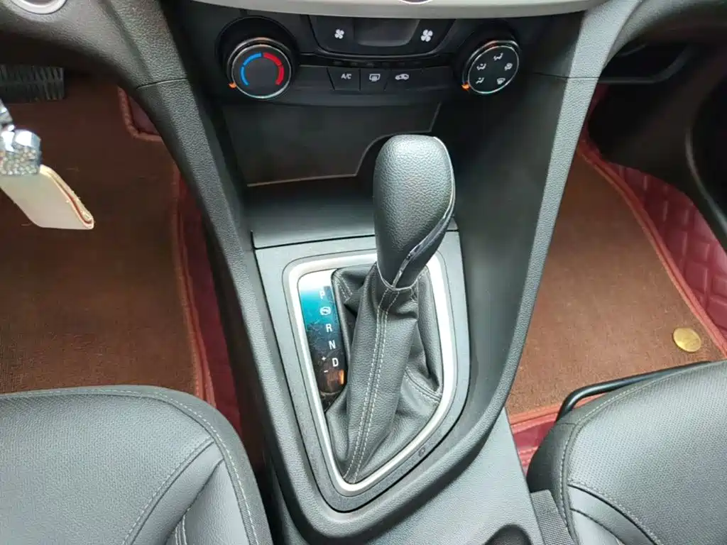 Buick Excelle — миниатюра 14