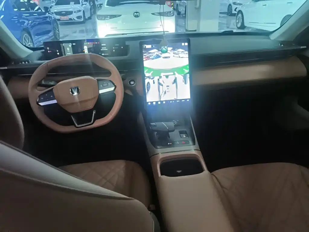 Changan Eado — миниатюра 10
