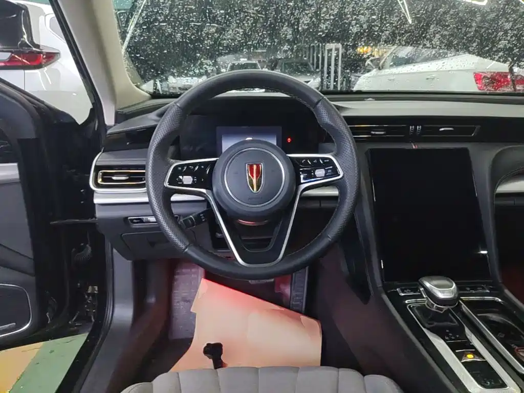 Hongqi Hongqi H5 — миниатюра 11