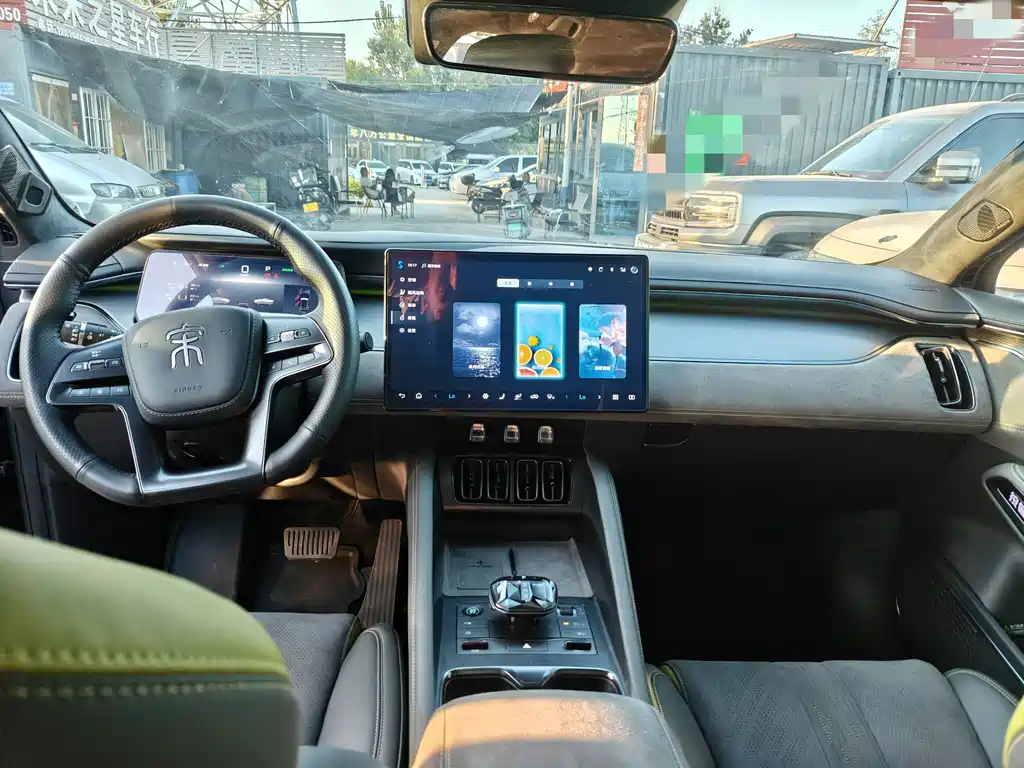 BYD L EV — миниатюра 4