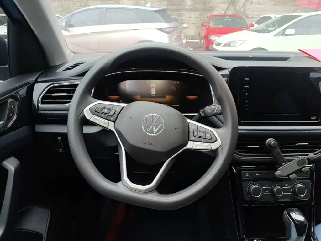 Volkswagen Tharu — миниатюра 11