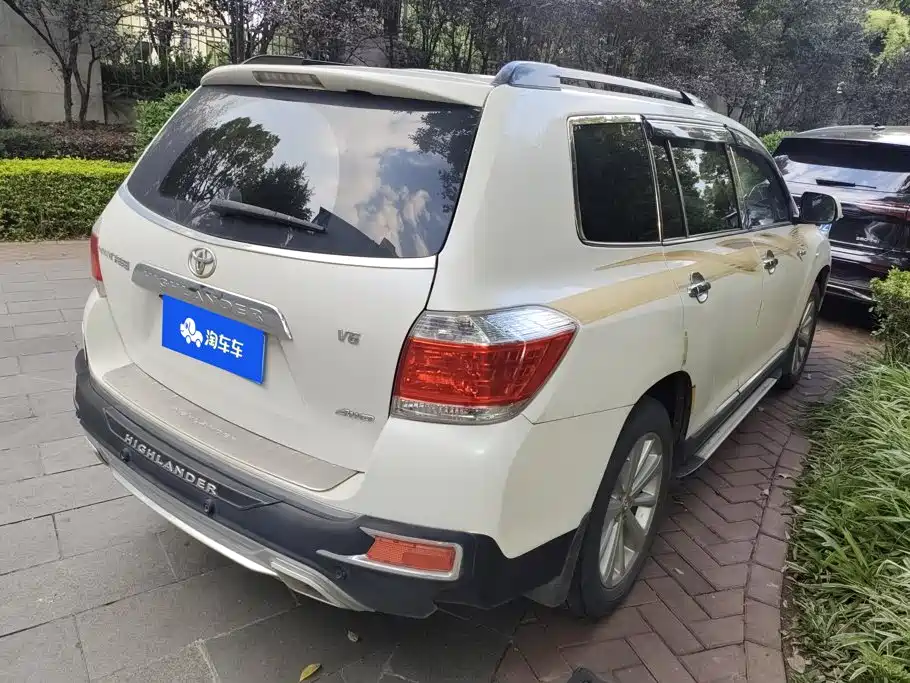 Toyota Highlander — миниатюра 3