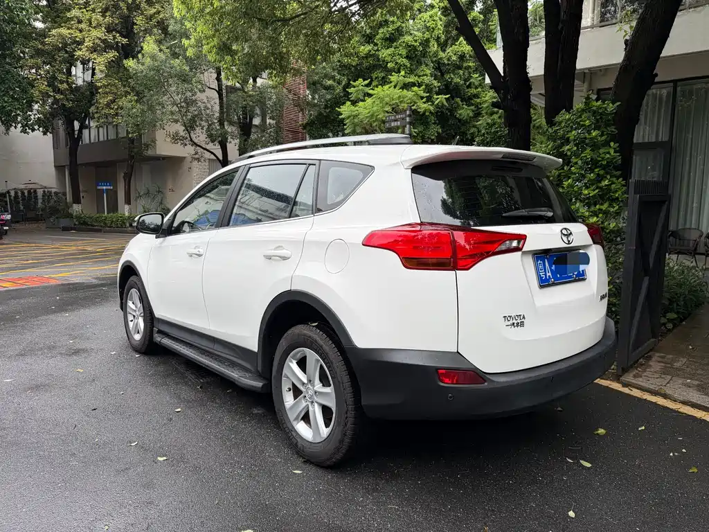 Toyota RAV4 2013 2.0L CVT